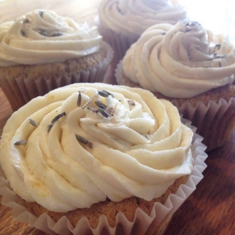 Lemon Lavender Cupcakes